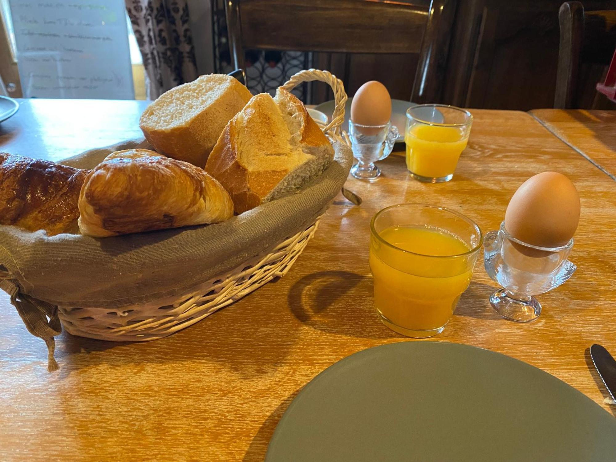 Bed and Breakfast Les Fruits Du Passau Saint-Désiré Esterno foto